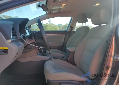 2018 Hyundai Elantra Sel из США, поврежденный, VIN 5NPD84LF9JH255302